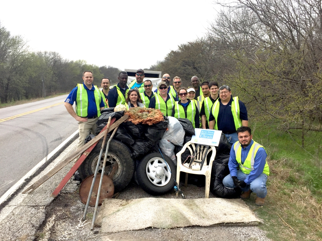 DAL_Adopt-A-Stream Spring CleanUp-Group